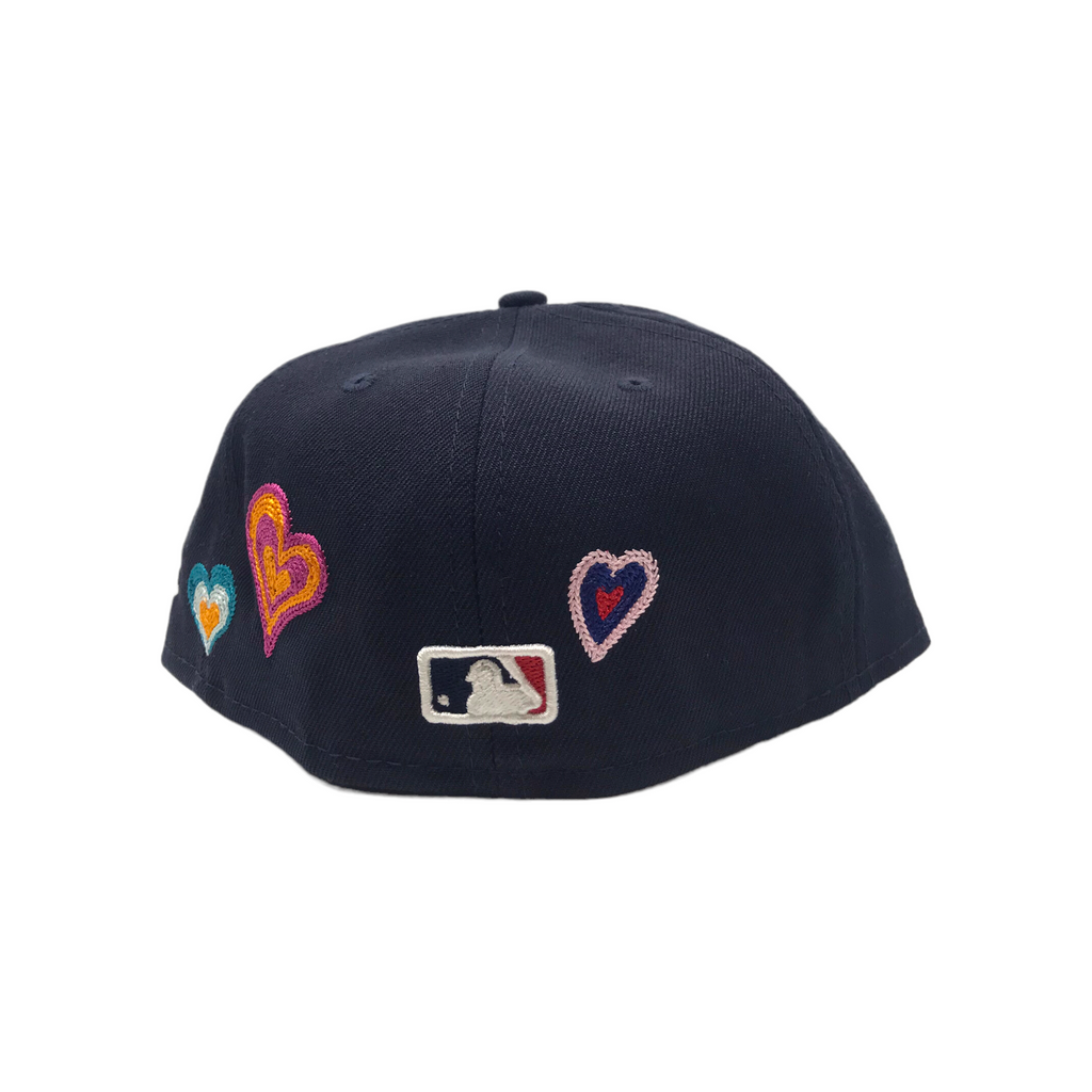 New Era 59FIFTY MLB Atlanta Braves Team Heart Fitted Hat 7 5/8